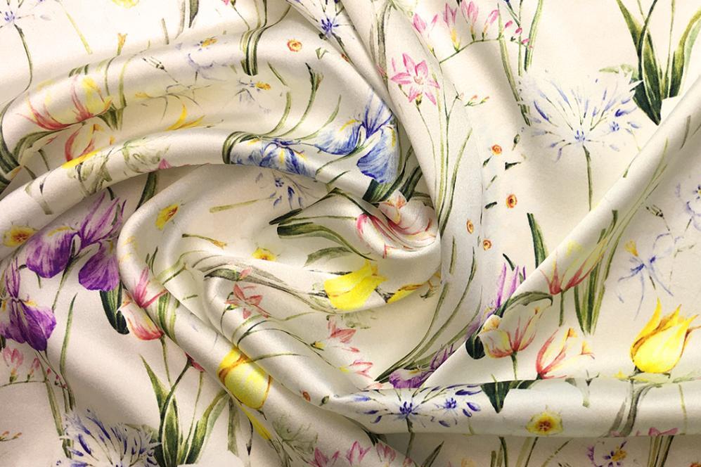 Elastische Seide - Frühlingsblumen