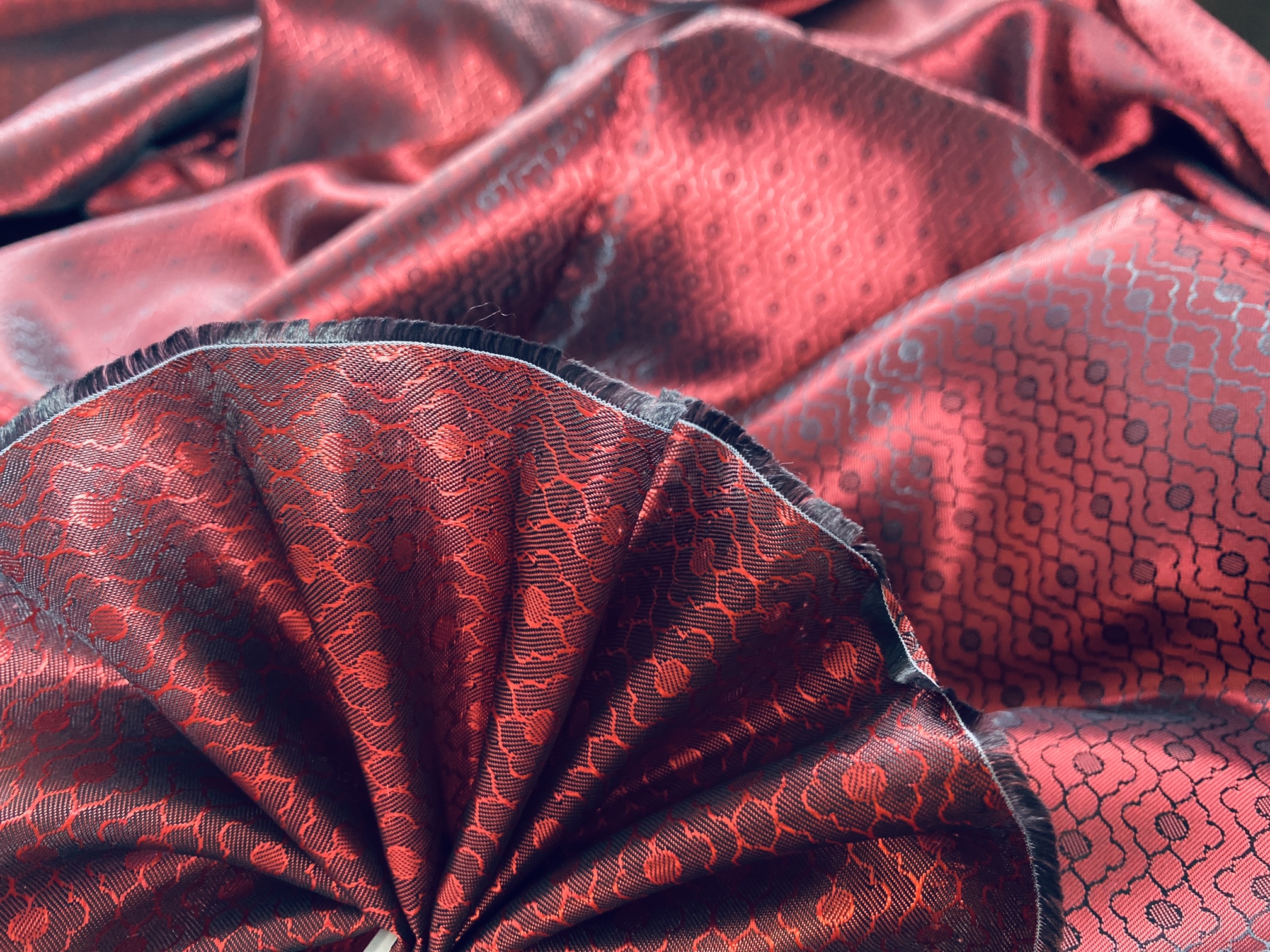Jacquard Futter rot-schwarz