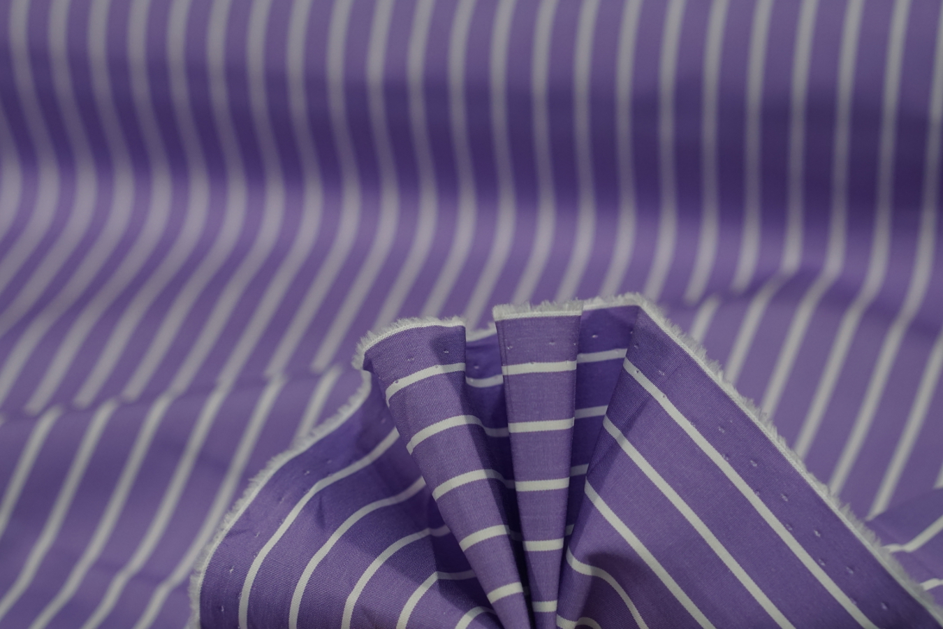 Baumwolle - violett/weiß