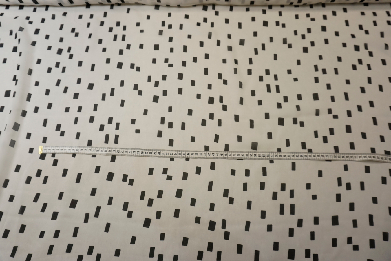 Chiffon - weiß mit schwarz