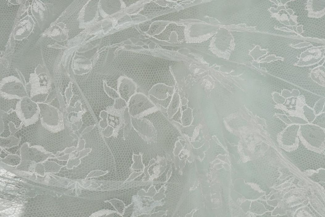 Viskose - weiße Spitze