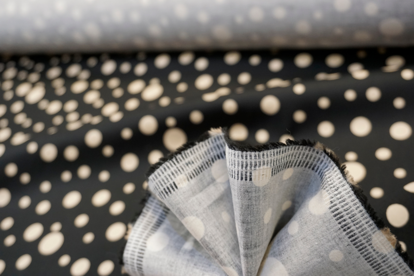 Baumwollstretch - Punkte