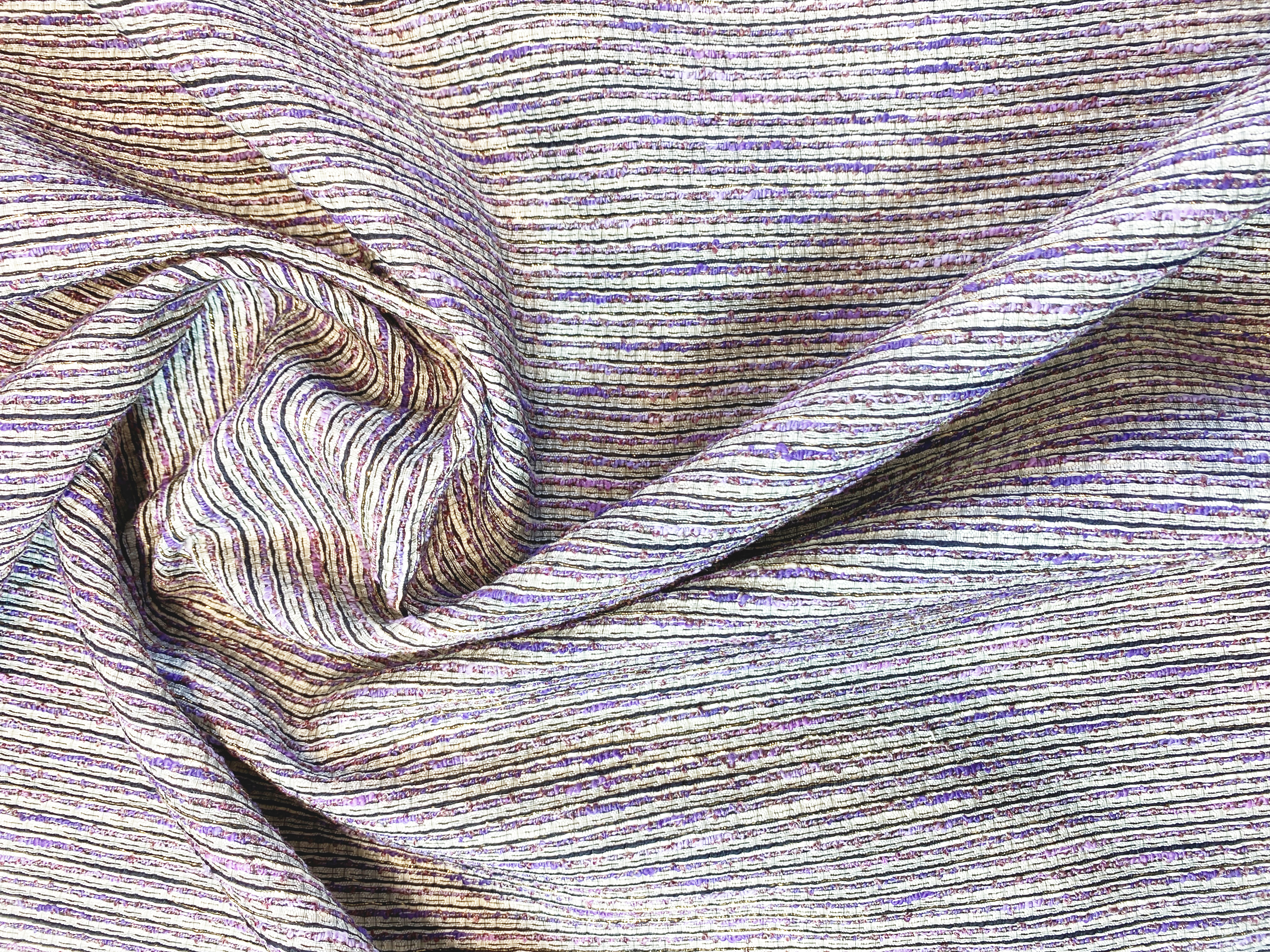 Kostümware grau-violett mit Goldfaden