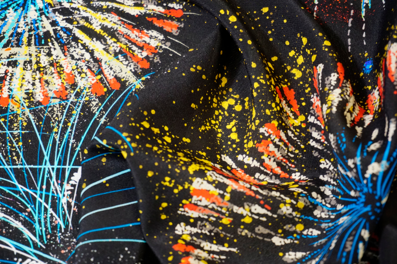 Seidencrêpe - Feuerwerk