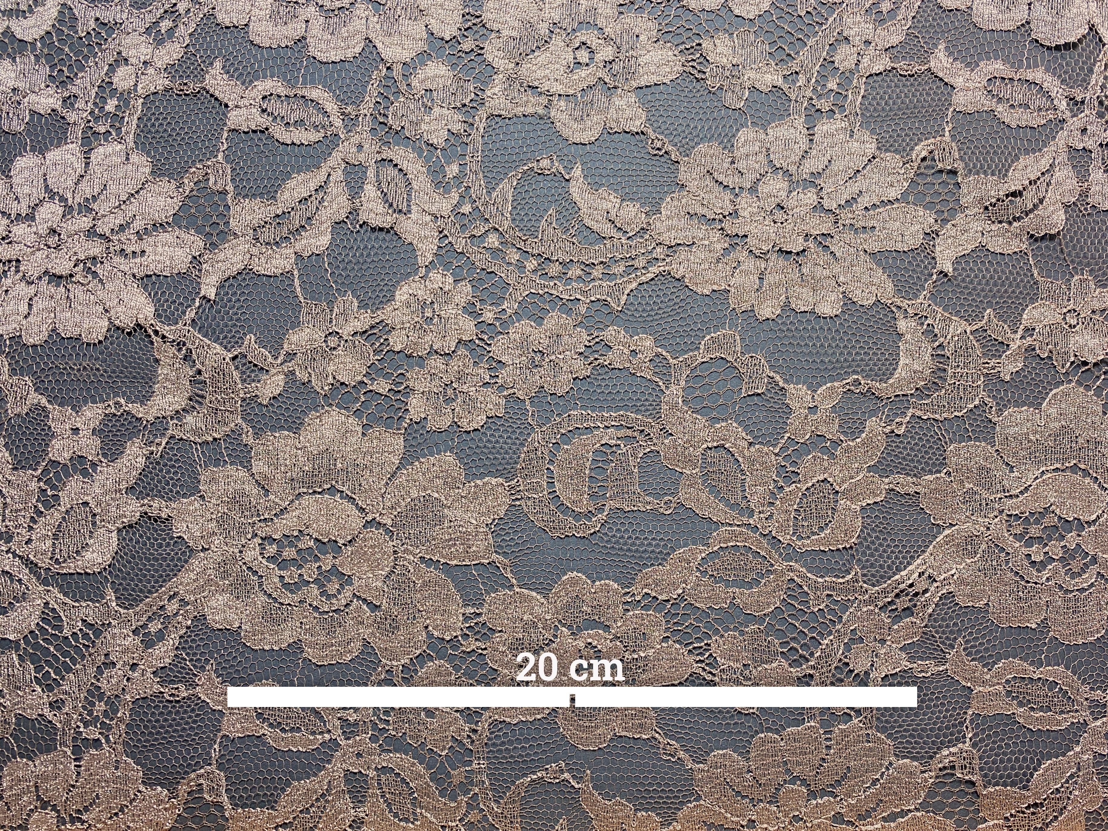 feine Tüllspitze braun