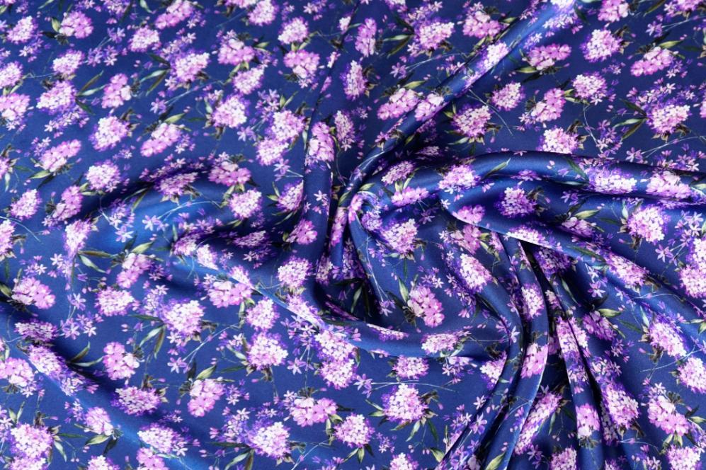 Seidensatin - kleine Blumen