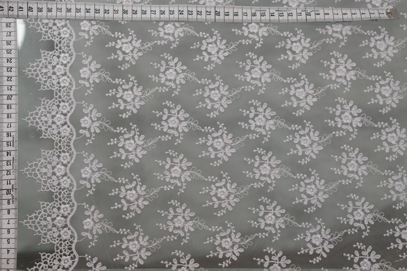 florale Spitze - weiß