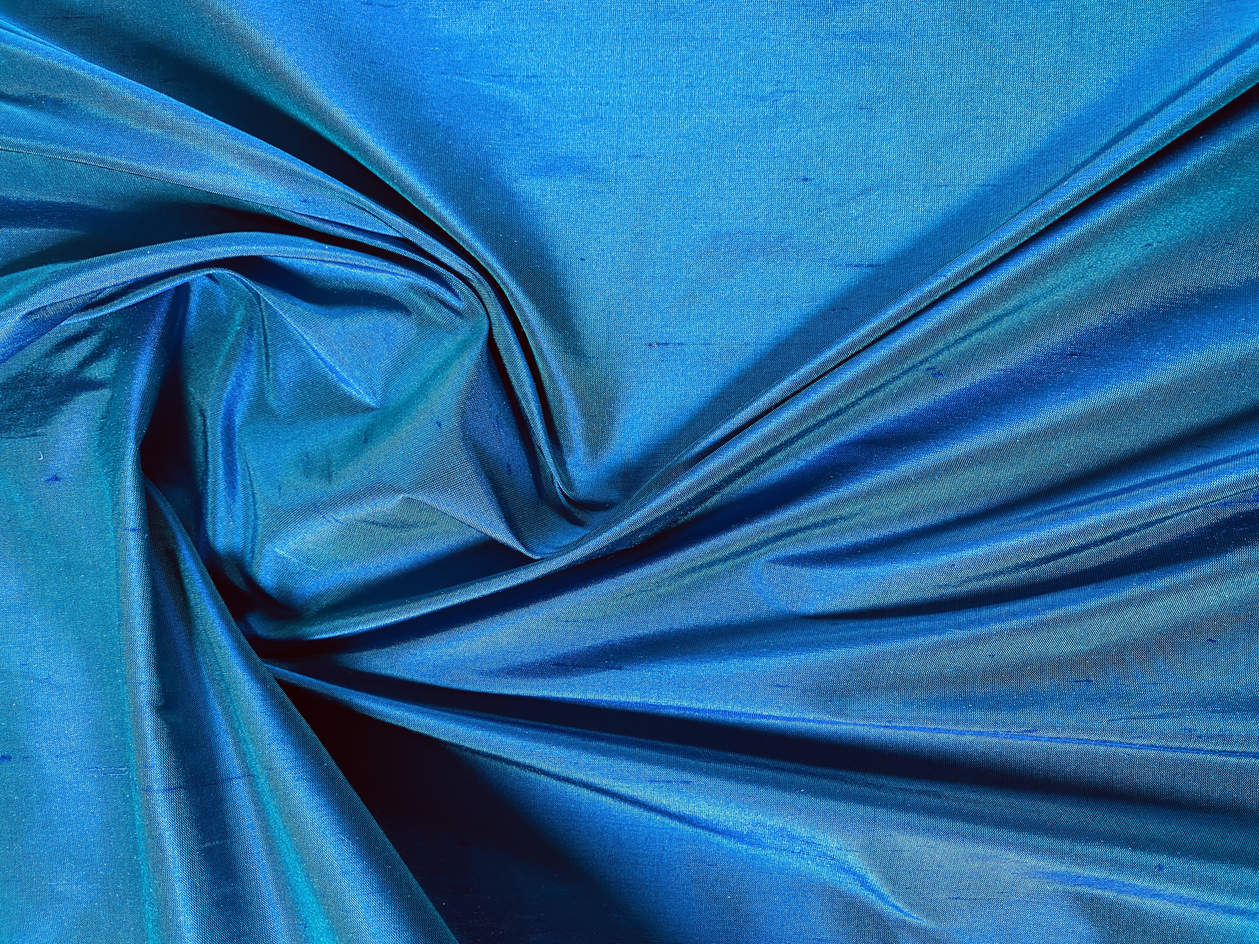 Dupion blau changierend