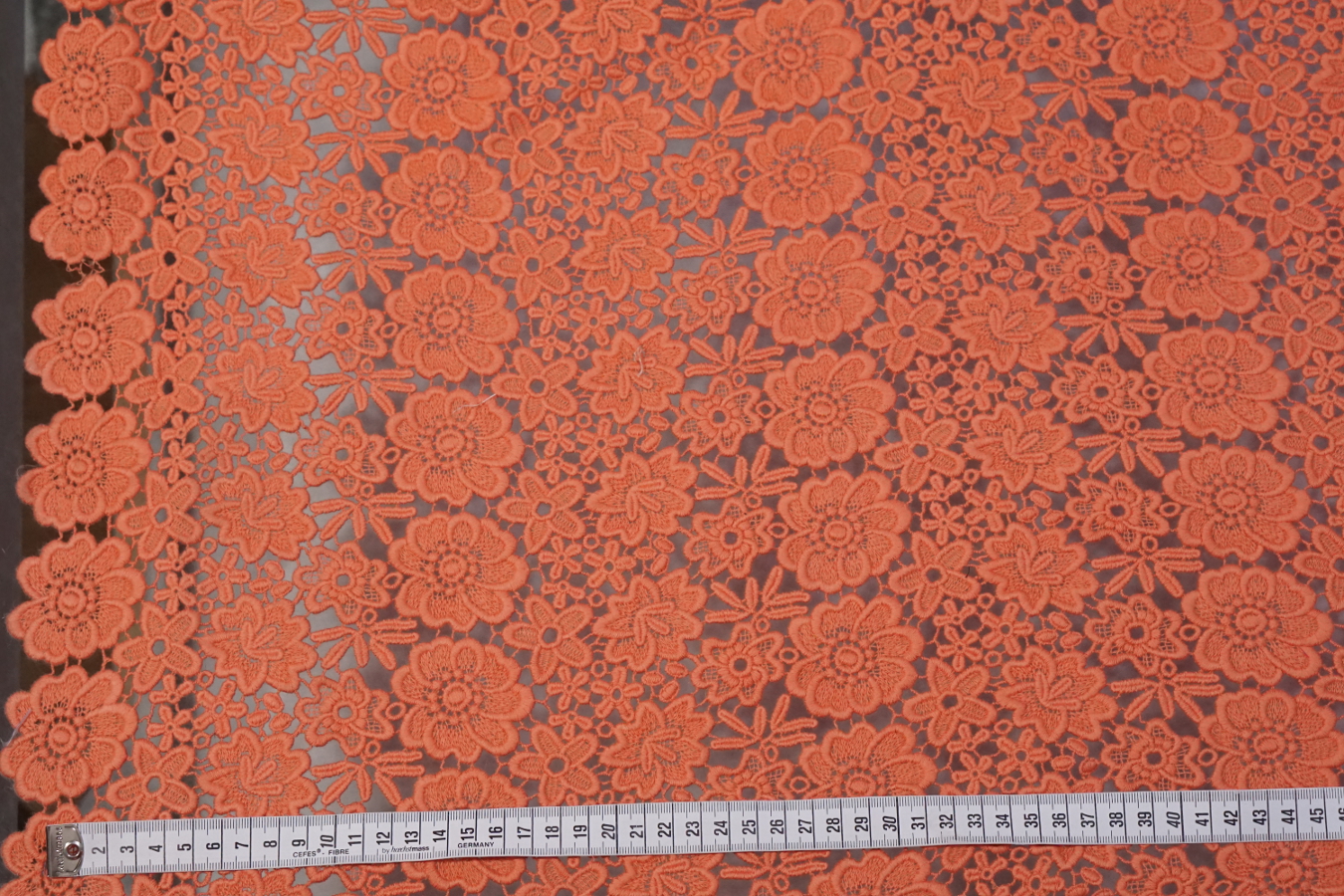 Spachtelspitze - pfirsich