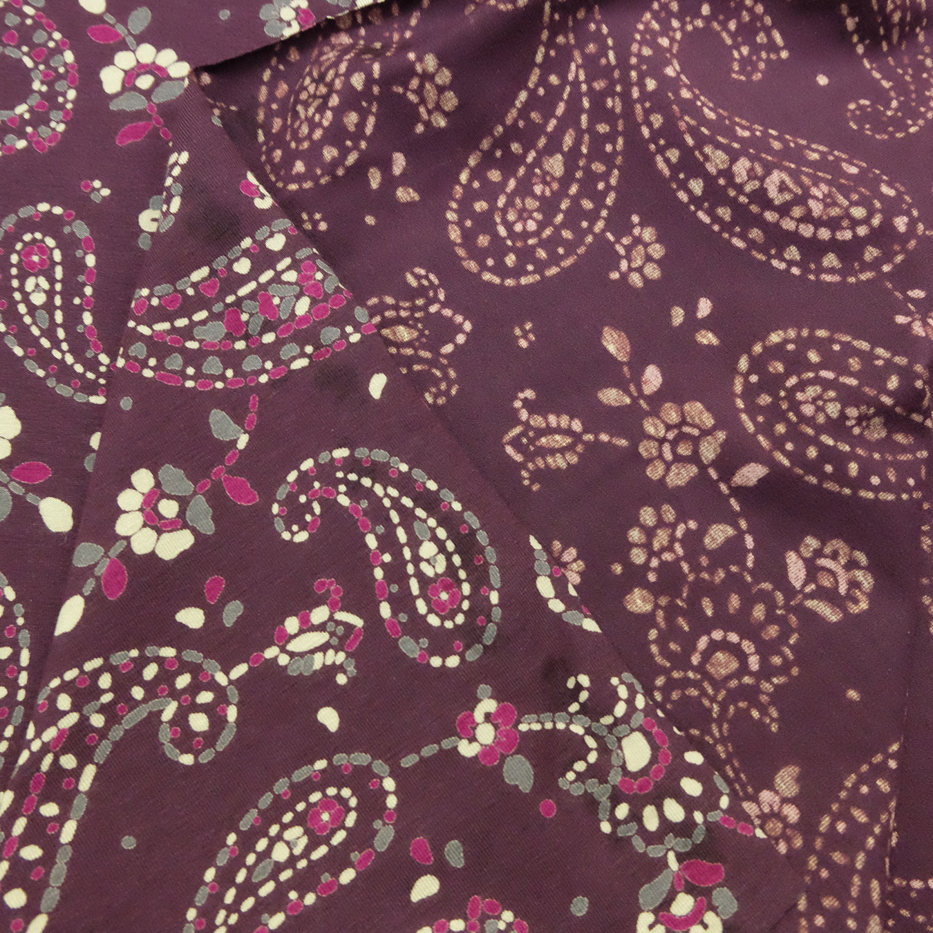 Jersey mit Mosaikpaisley