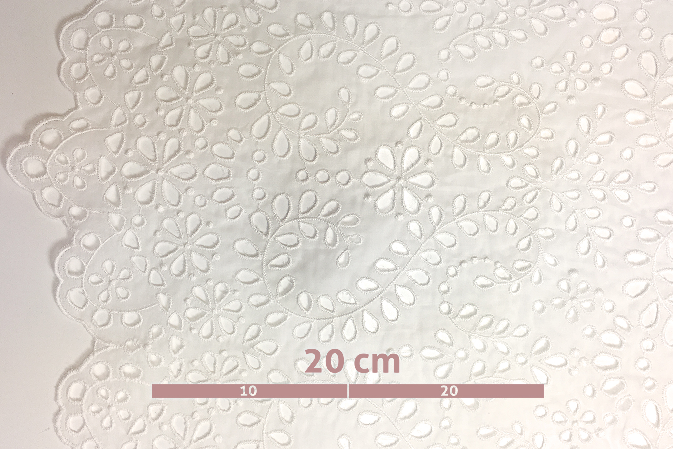 Baumwolle - Lochstickerei