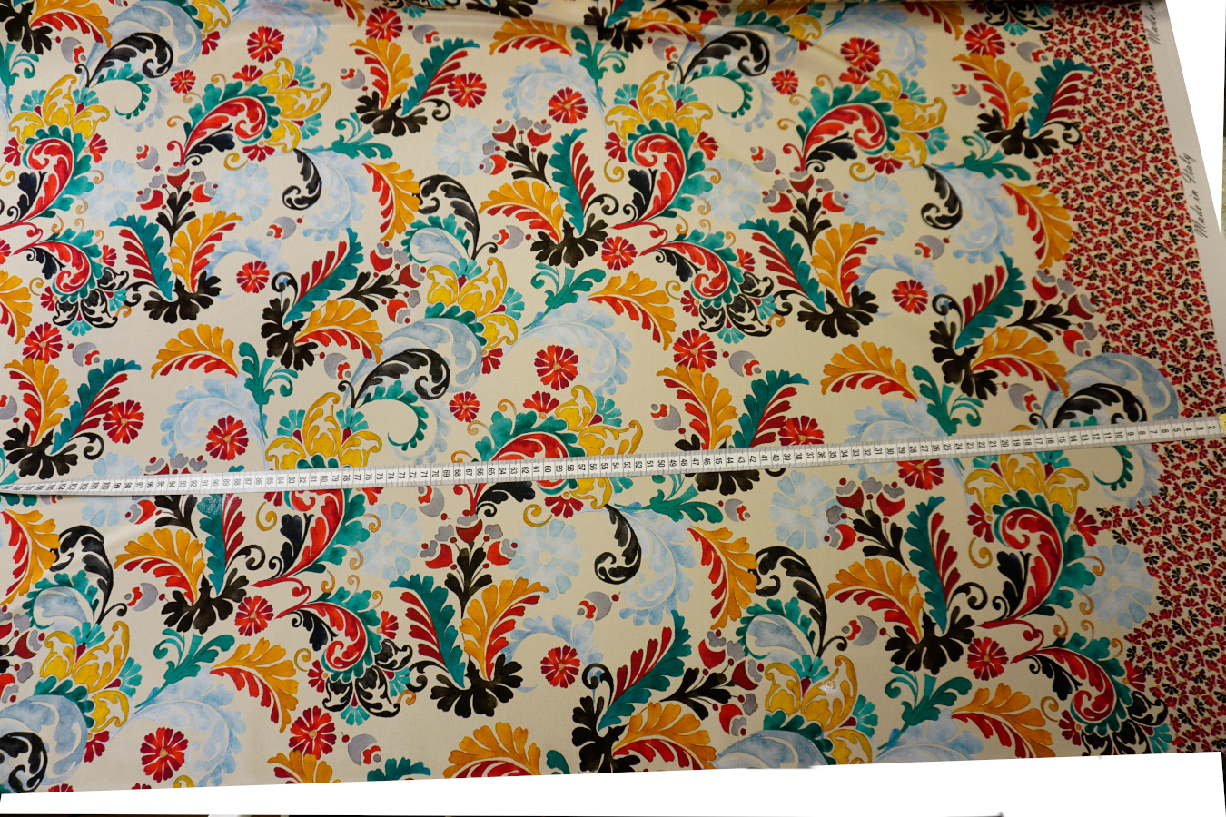 Seidencrêpe - Blätter mit Bordüre