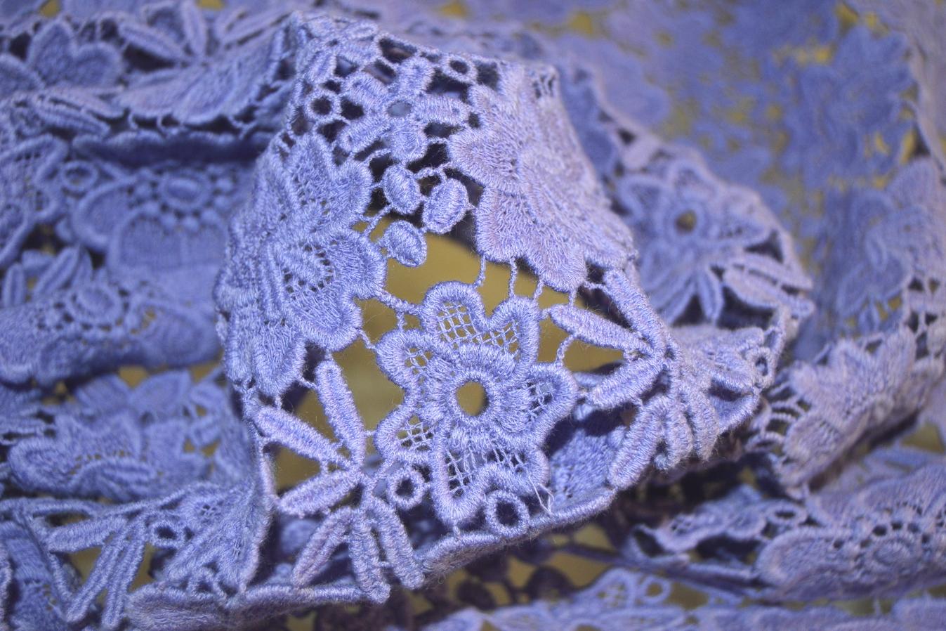 Spachtelspitze - lila