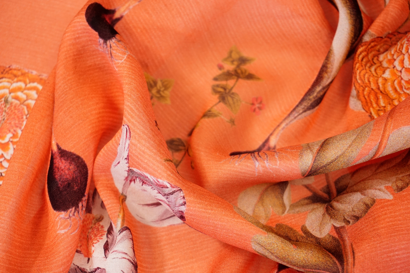 Seidencrêpe - Blumen auf lachs