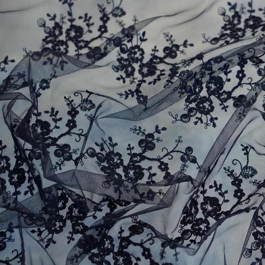 Florale Spitze - nachtblau