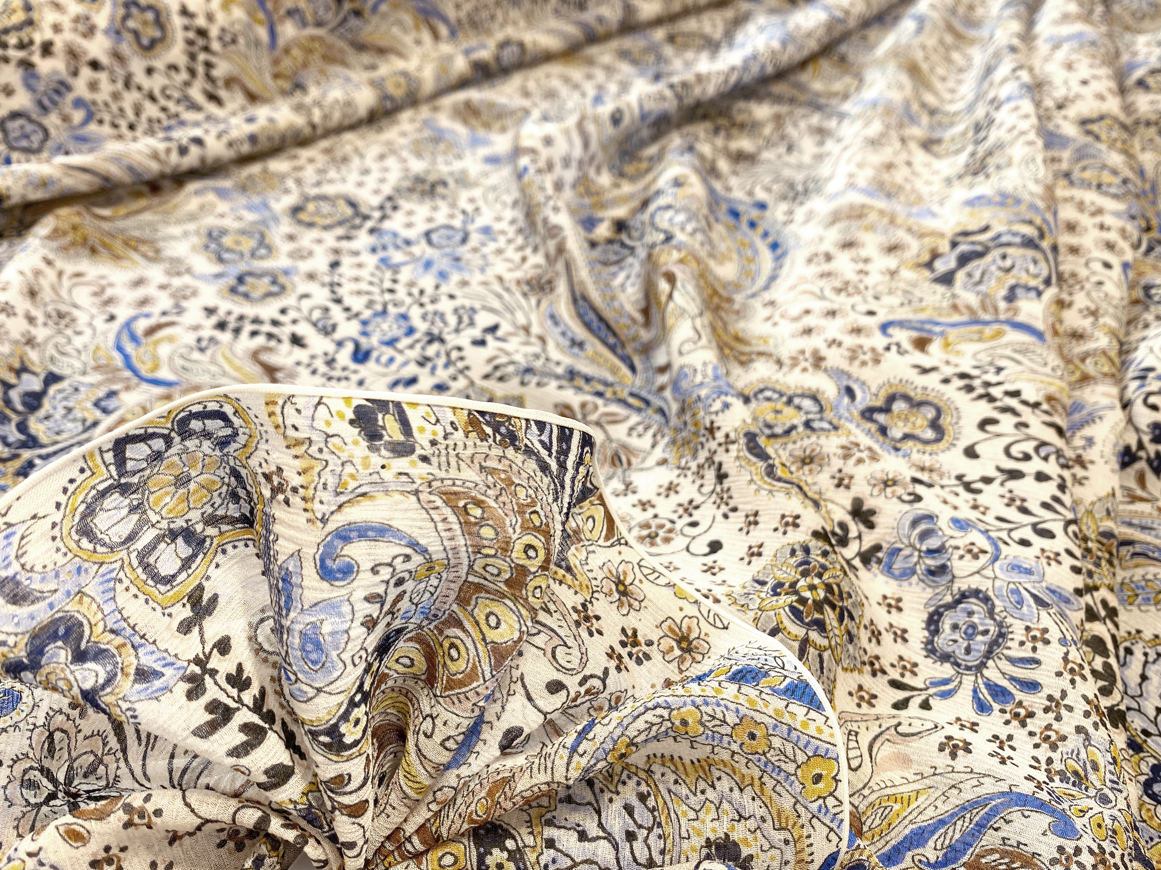 feiner Borkencrepe creme-braun-blau