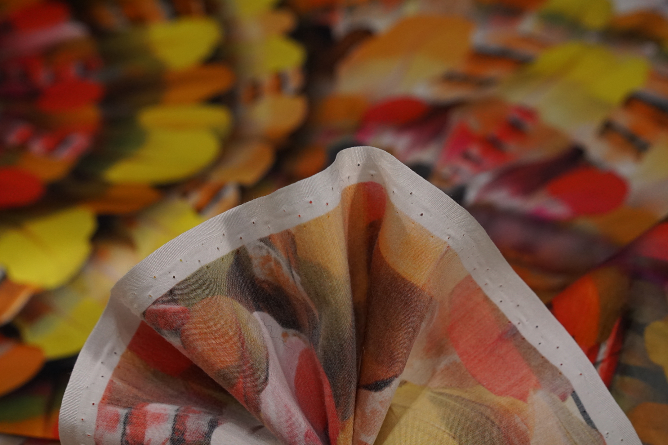 Seide mit Baumwolle - Federn