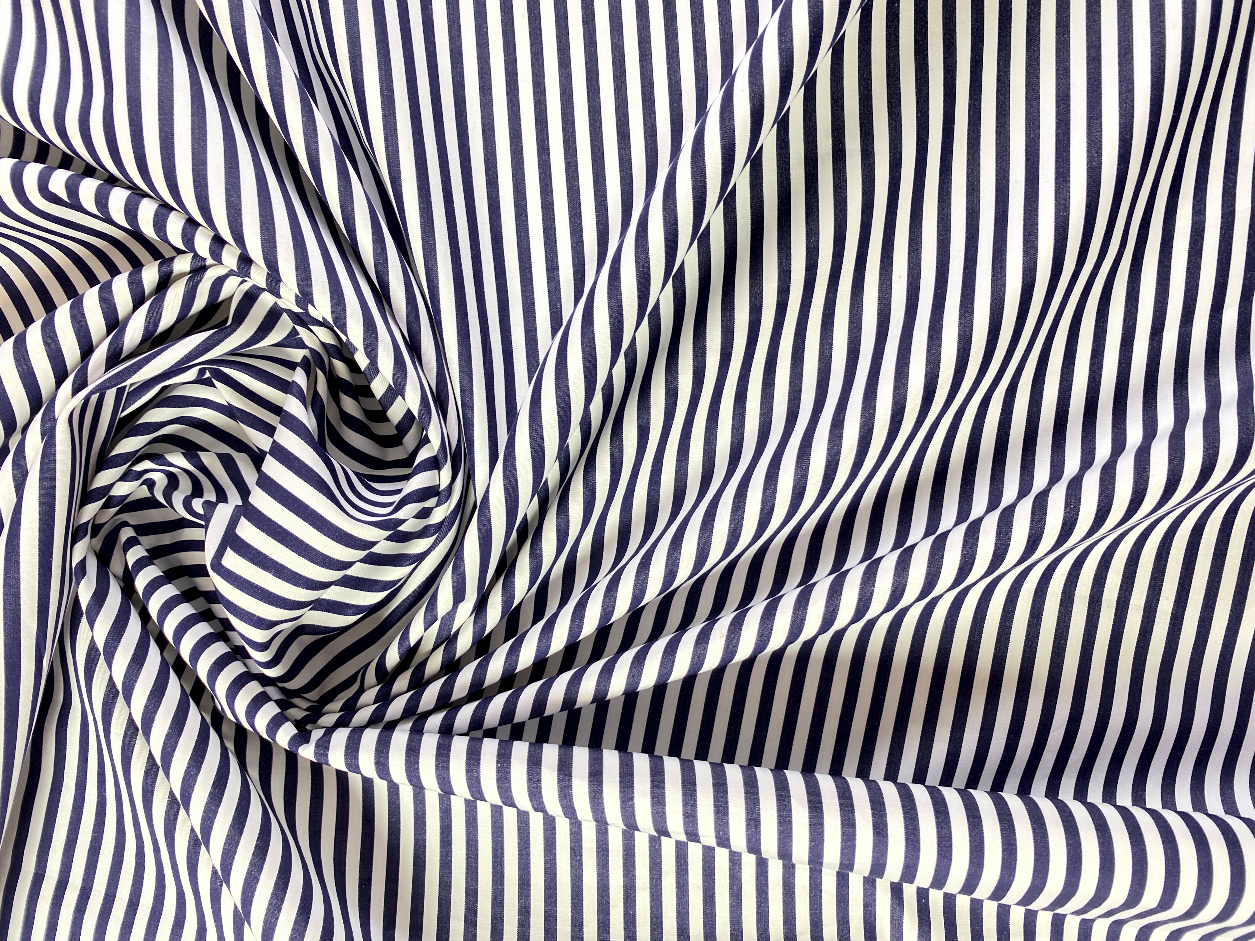 Popeline blau gestreift