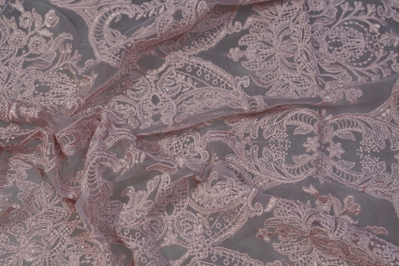 Bestickte Spitze - puder rosa