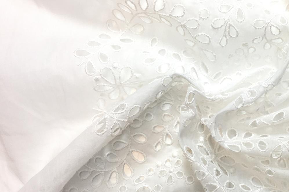 Baumwolle - Lochstickerei