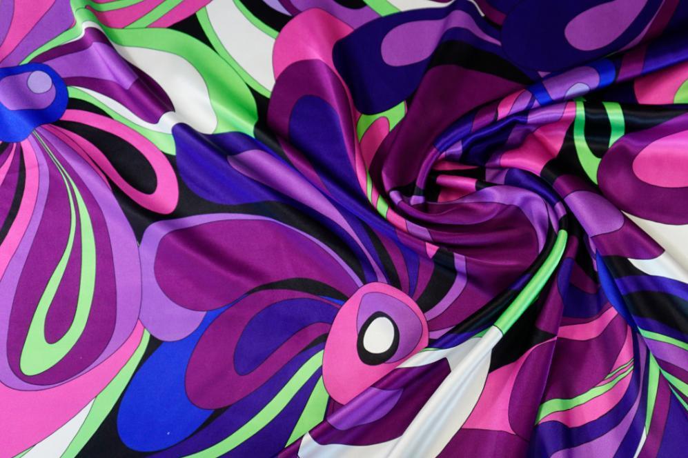 Seidensatin - 70er-Blumen, lila