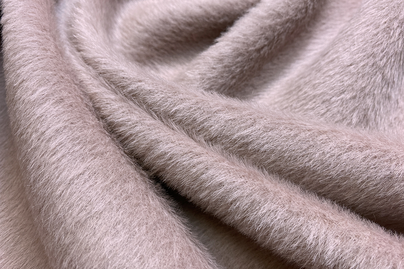 Luxus Mantelware - puder