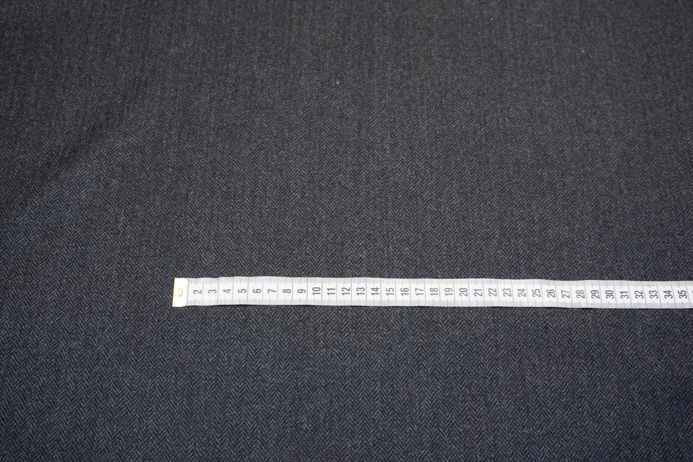 Schurwolle mit Kaschmir - Fischgrät