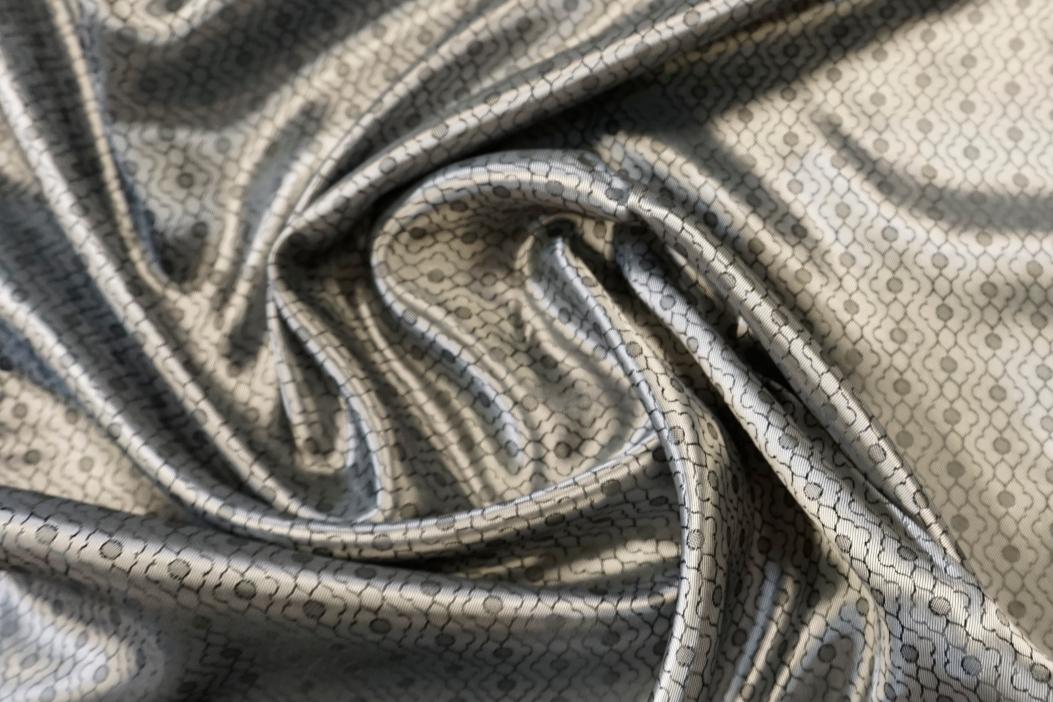 Futterstoff Viskosemix - Blümchen, silber/schwarz