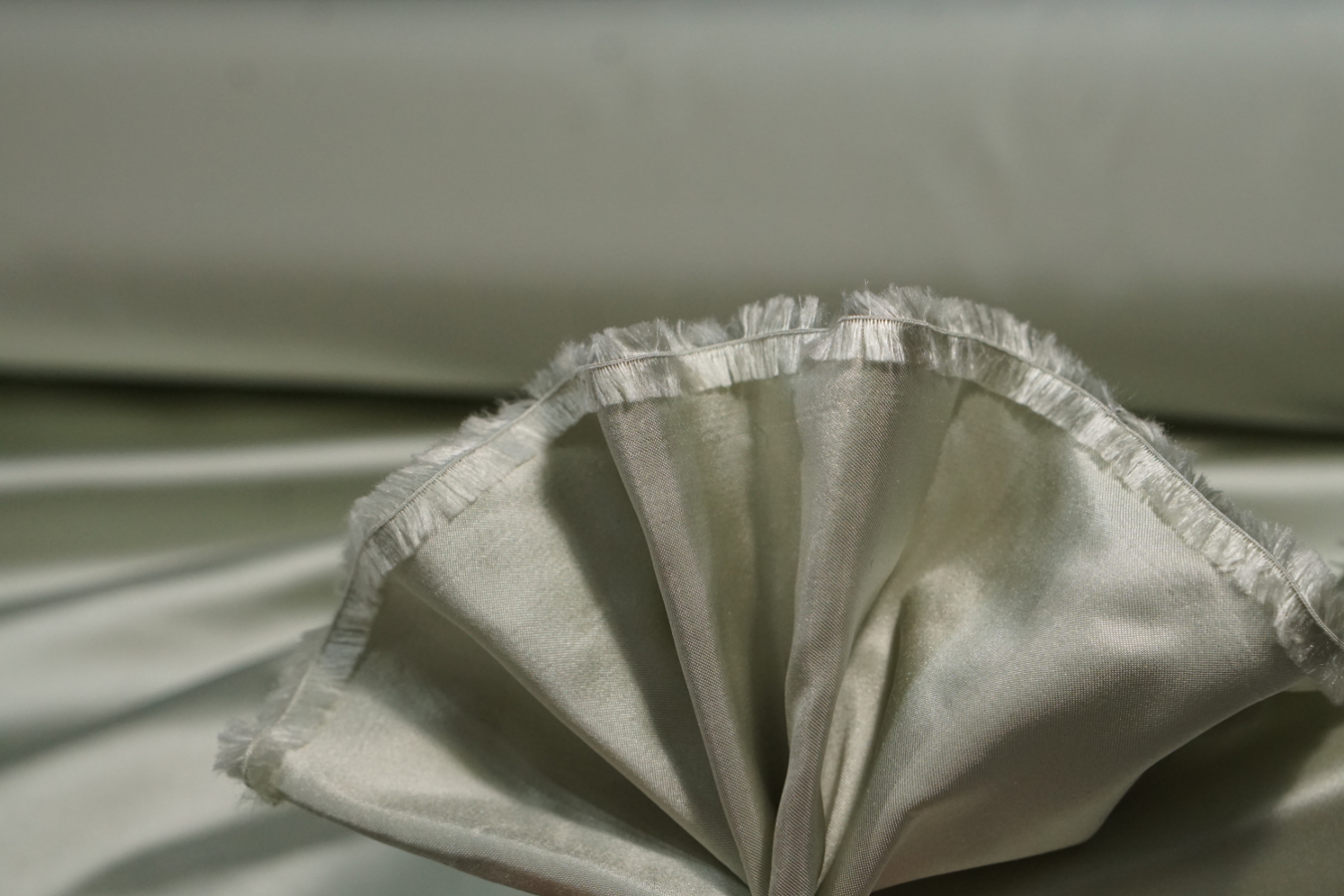 Seidenduchesse - hellgrün