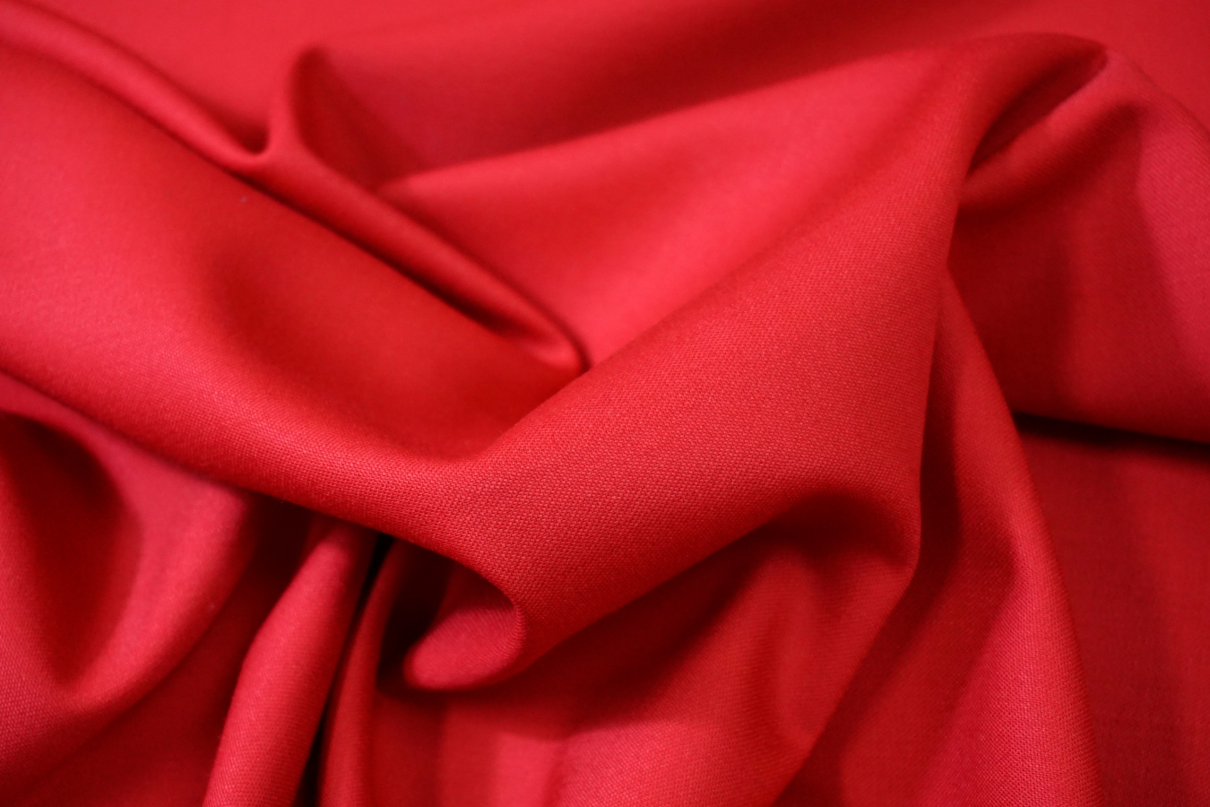 Schurwollstretch - kirschrot