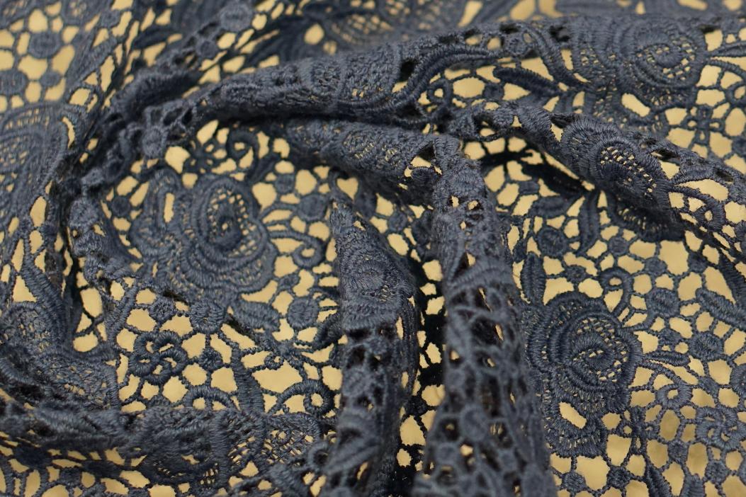 Schurwolle - Spachtelspitze