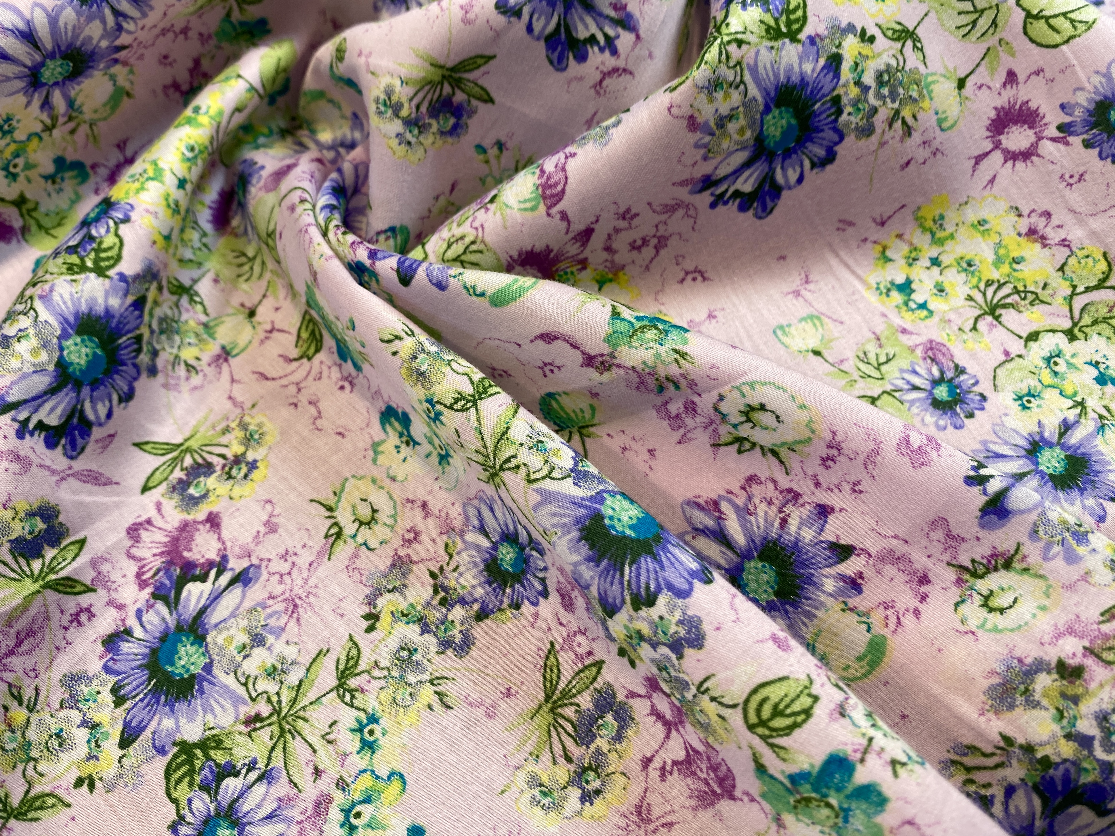 Baumwolle, floral auf flieder