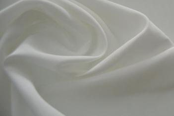 Seide in Stretchqualität - ecru