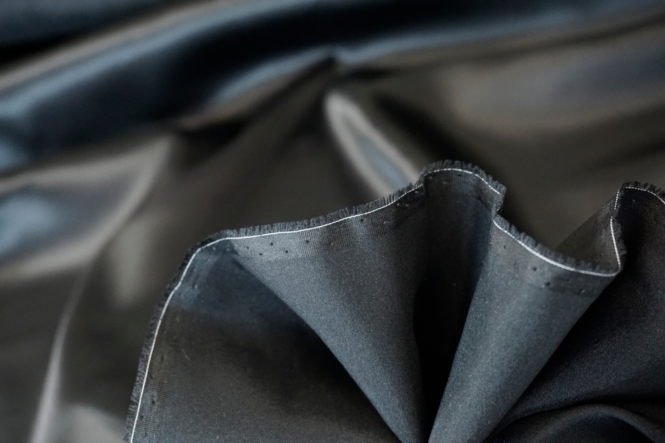 Seidenstretch - schwarz