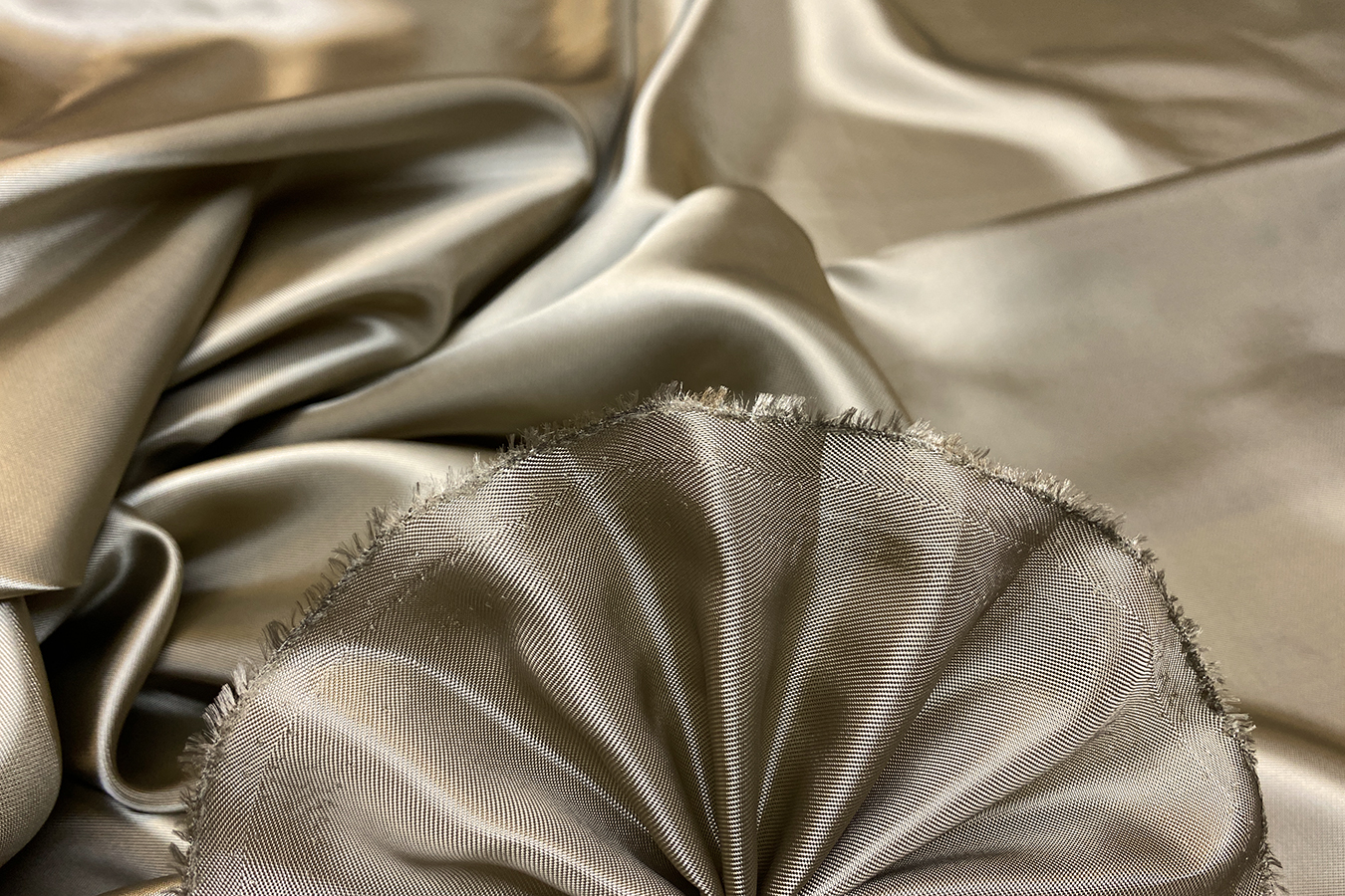 Sergefutter - mittelbeige