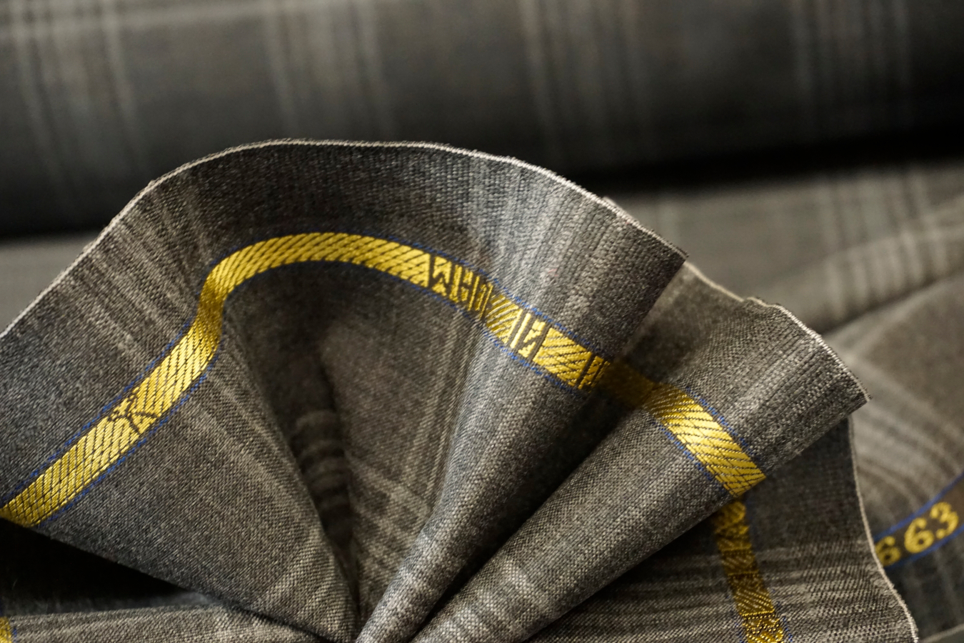 Schurwolle - Überkaro Grautöne