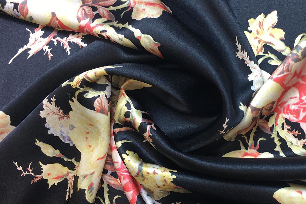 Seidensatin - Blumenbouquets