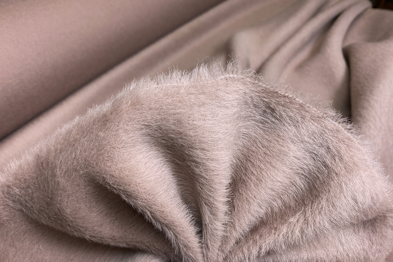 Luxus Mantelware - puder