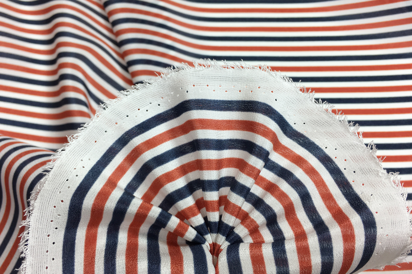 Crêpe de Chine - Streifen