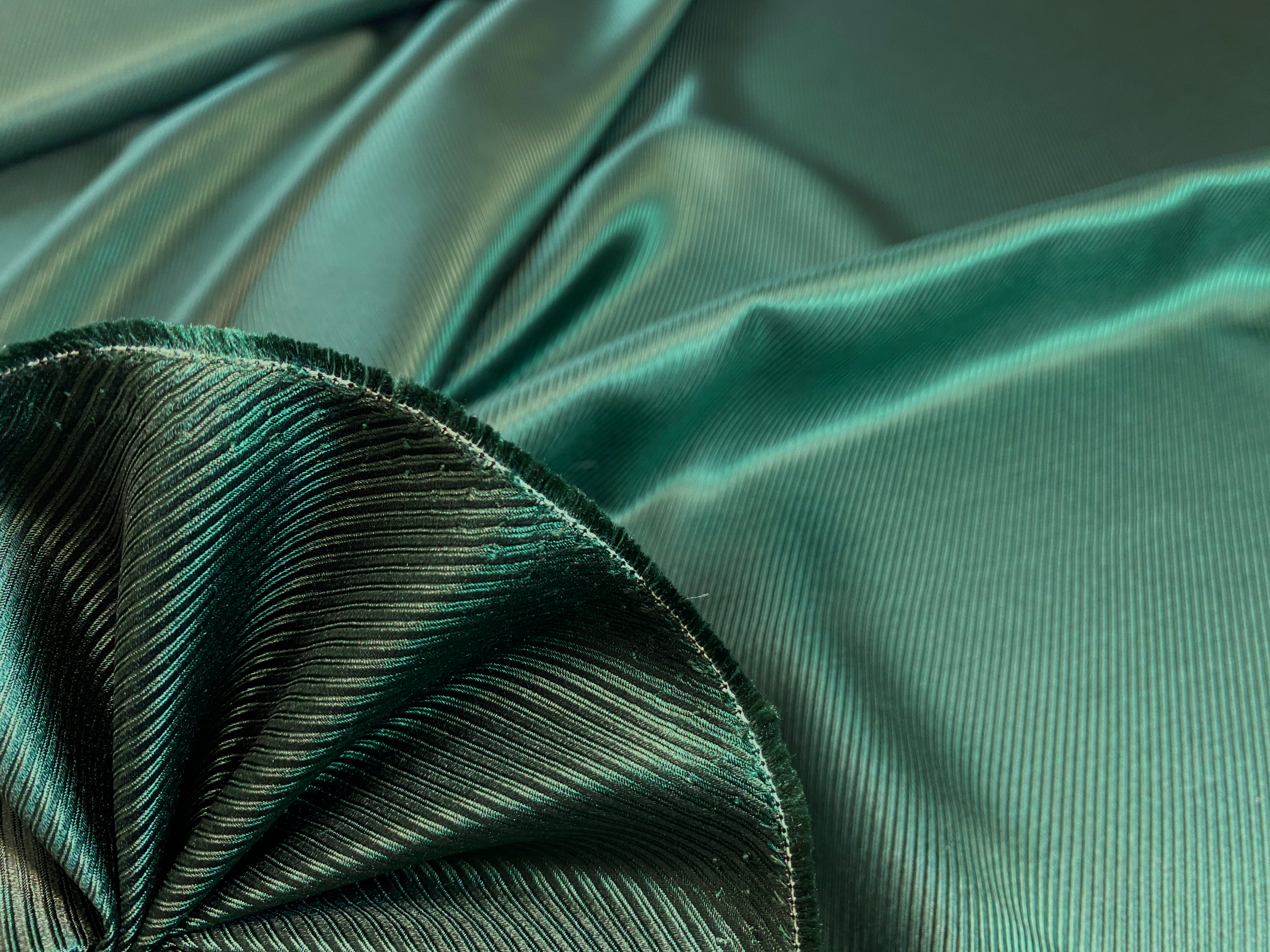 Seidentwill dunkelgrün