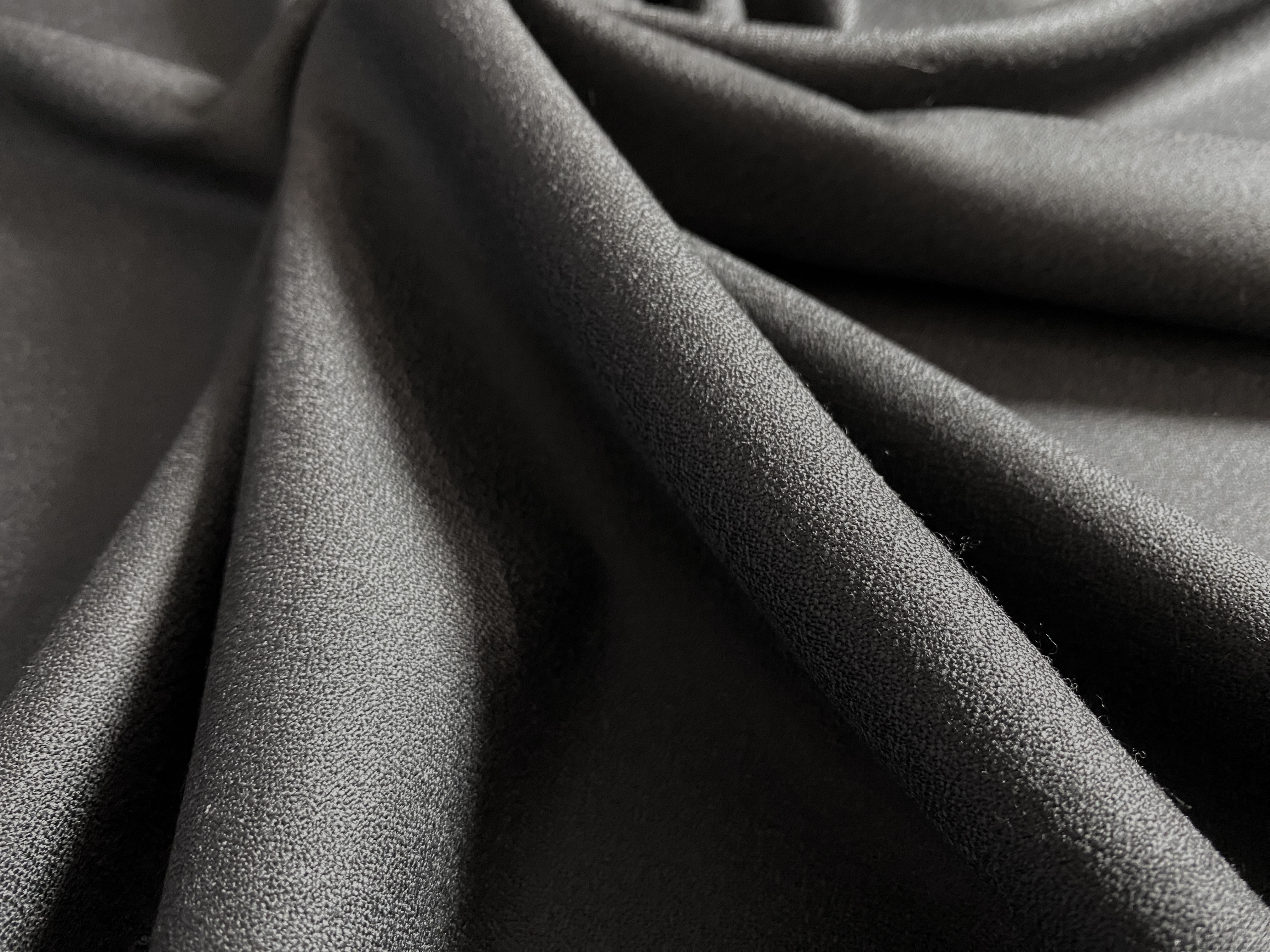 Schurwolle Crêpe schwarz