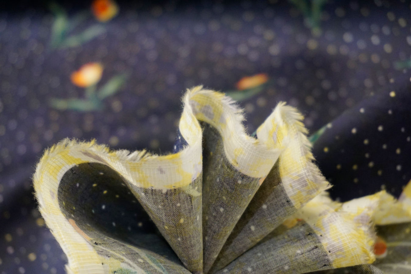 Baumwolle - Tulpen auf nachtblau