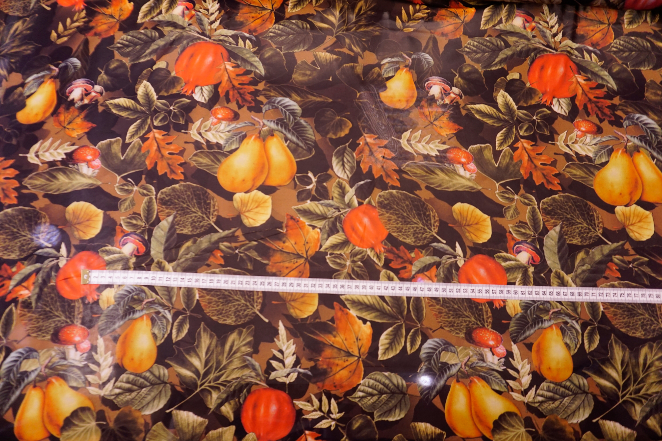 Seidenstretch - Blätter und Obst