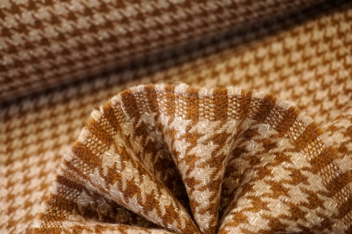 Schurwolle - Hahnentritt