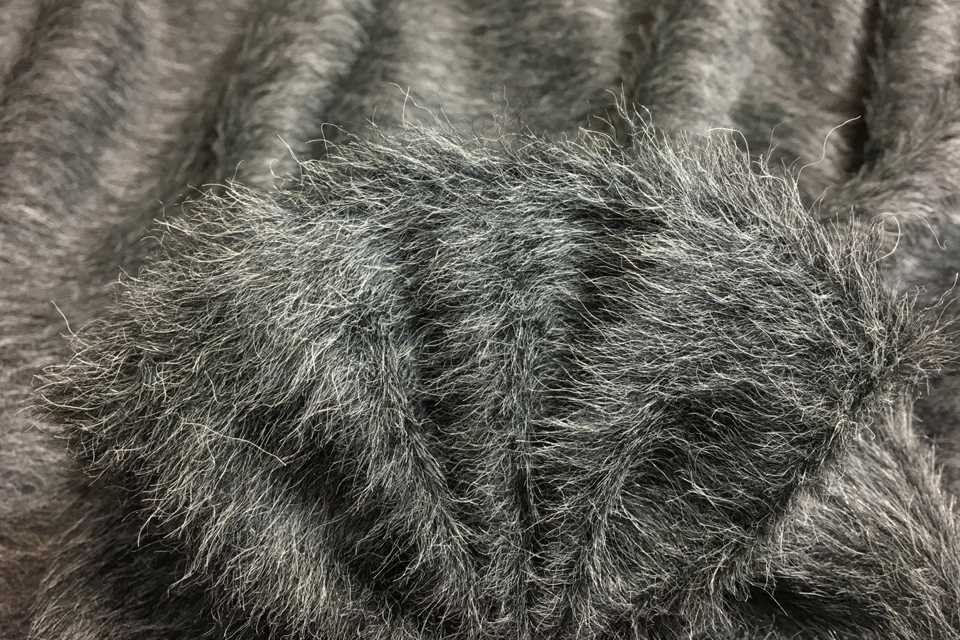 Warme Schurwolle - grau