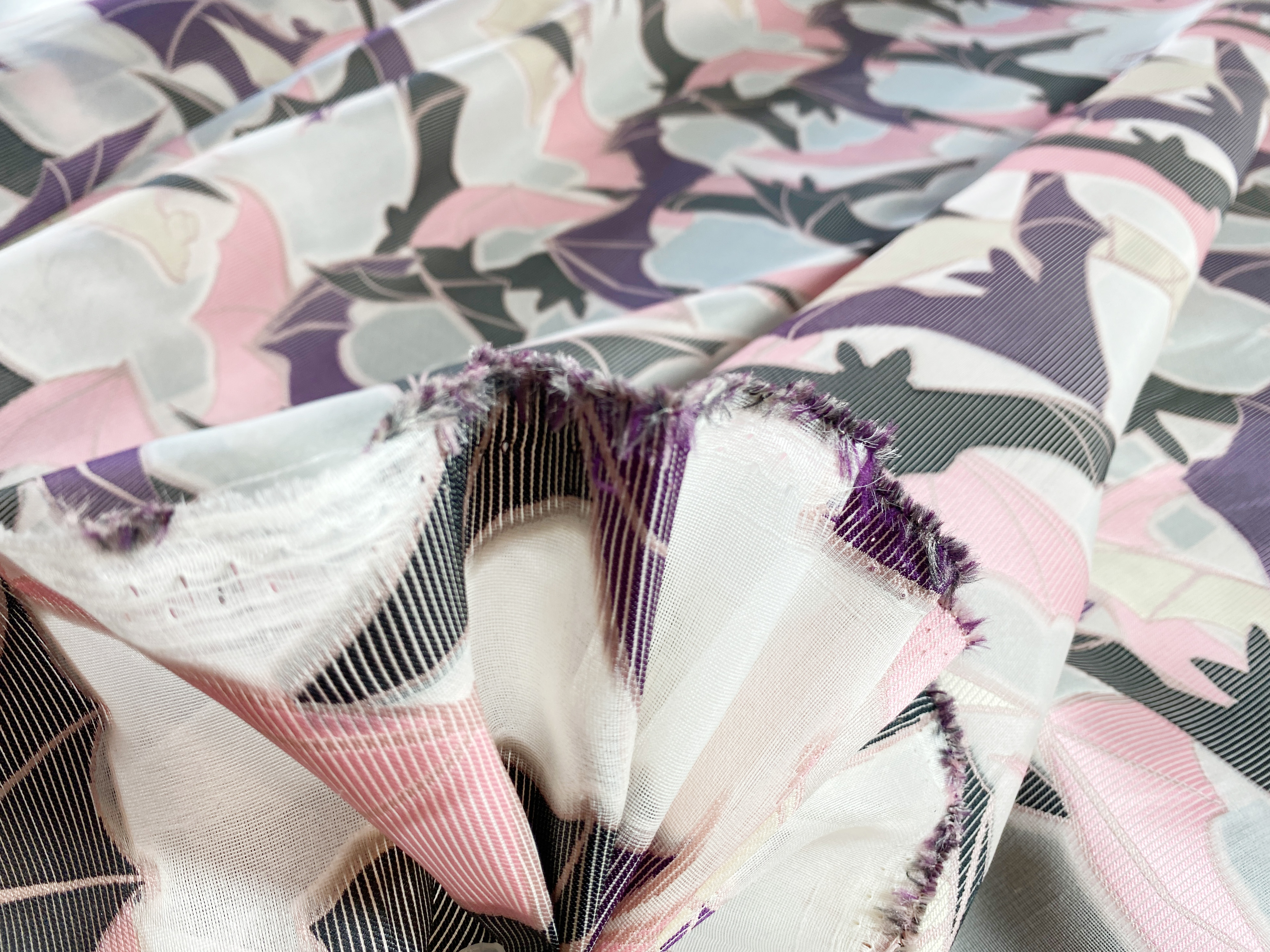 Jacquard-Ausbrenner Fledermäuse