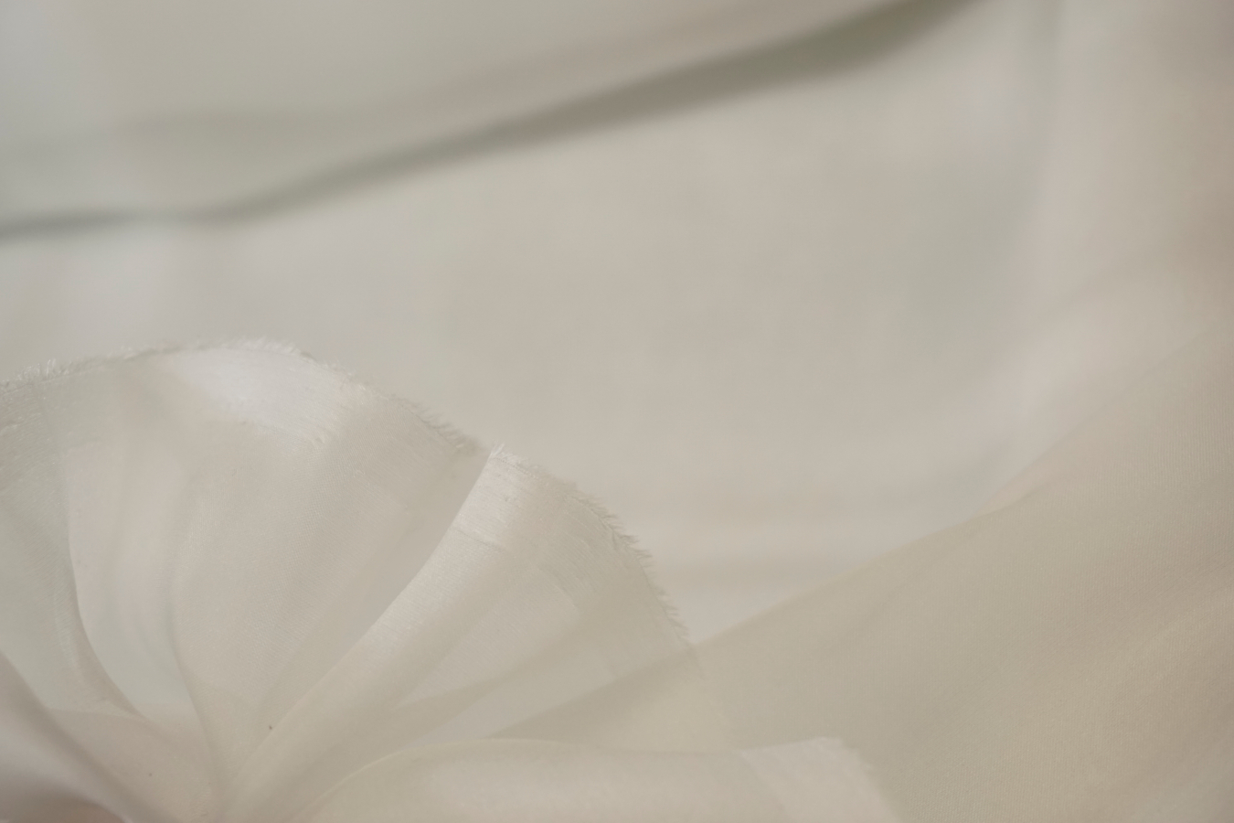 feiner Seidenchiffon - ecru