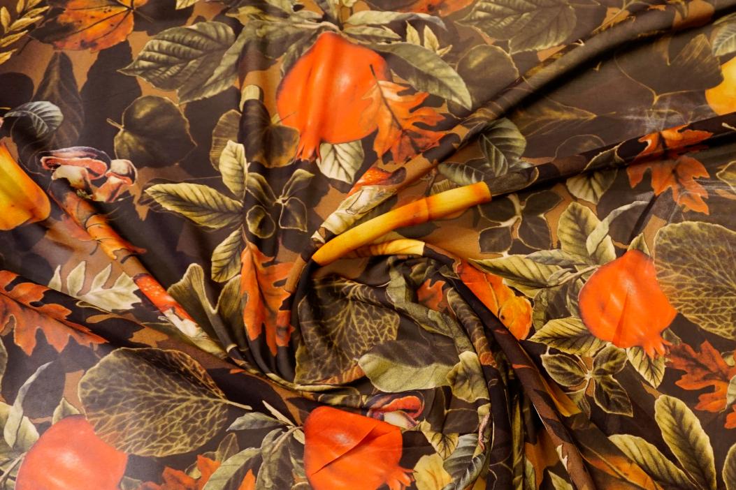 Seidenstretch - Blätter und Obst