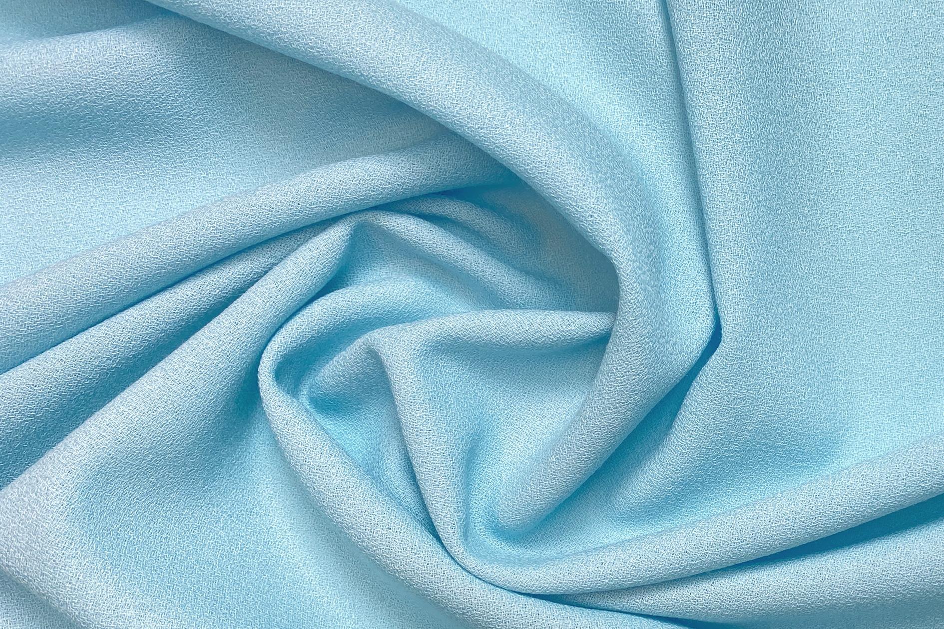 Schurwollcrêpe hellblau