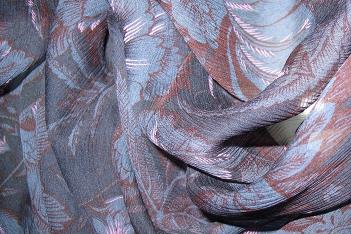 Chiffon, blaues Floralmotiv